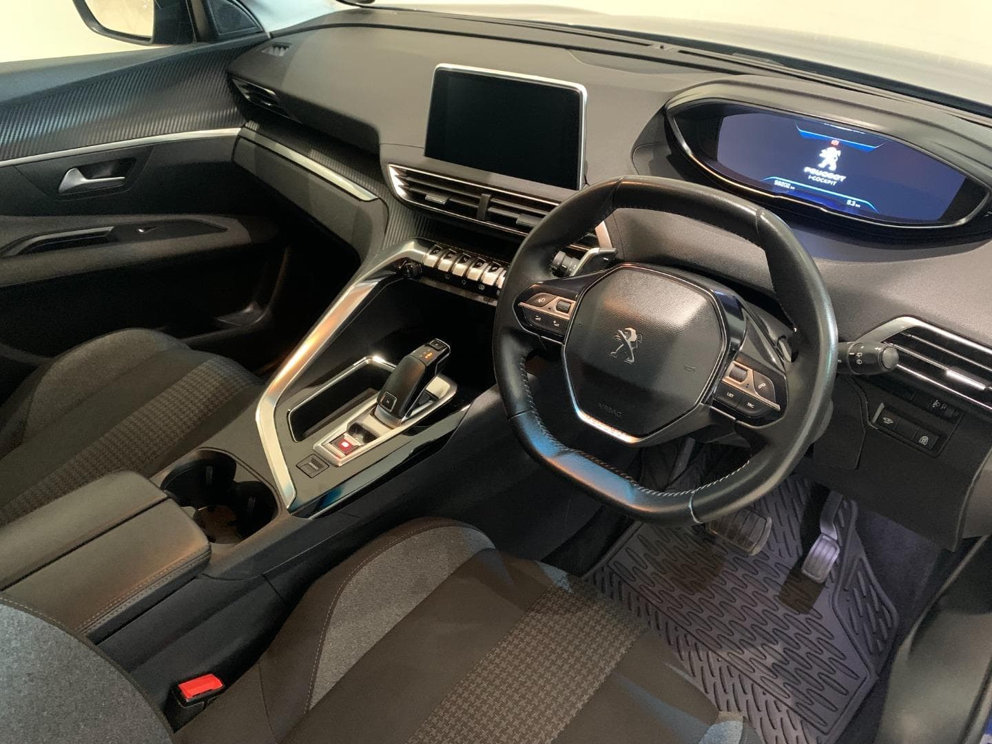 Peugeot 3008 - Image 7