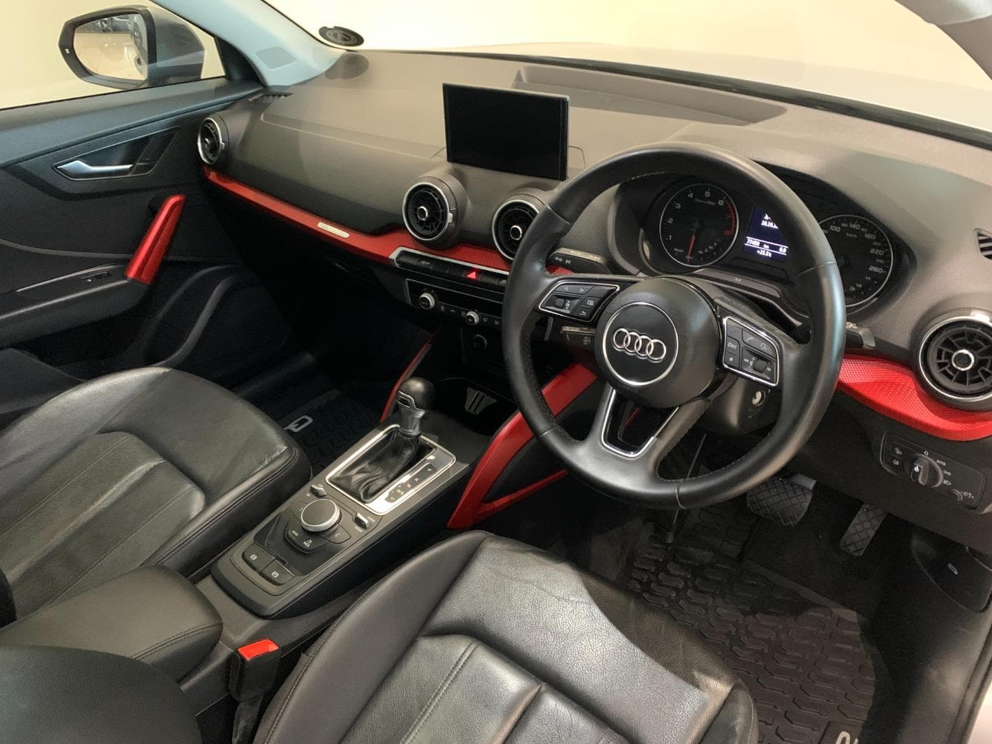 Audi Q2 - Image 7