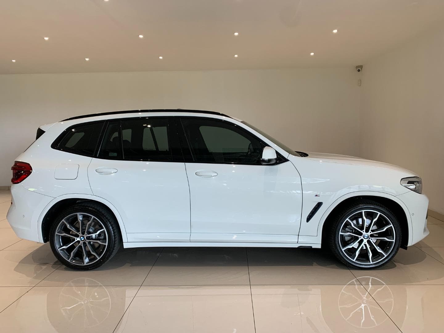 BMW X3 - Image 2