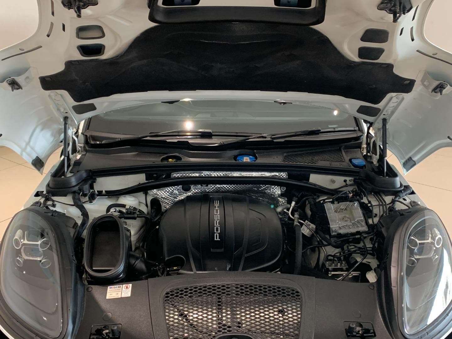 Porsche Macan - Image 6