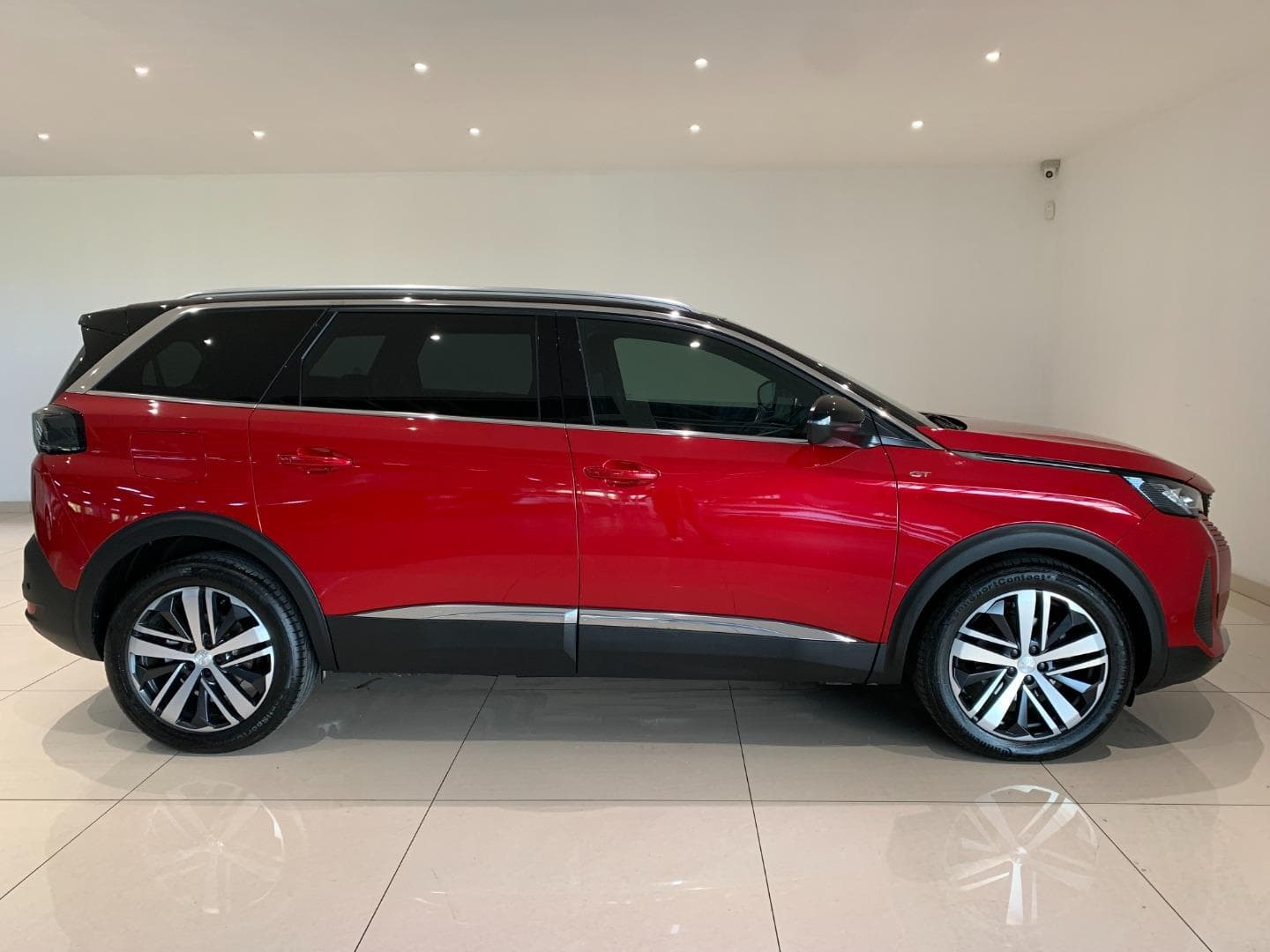 Peugeot 5008 - Image 2