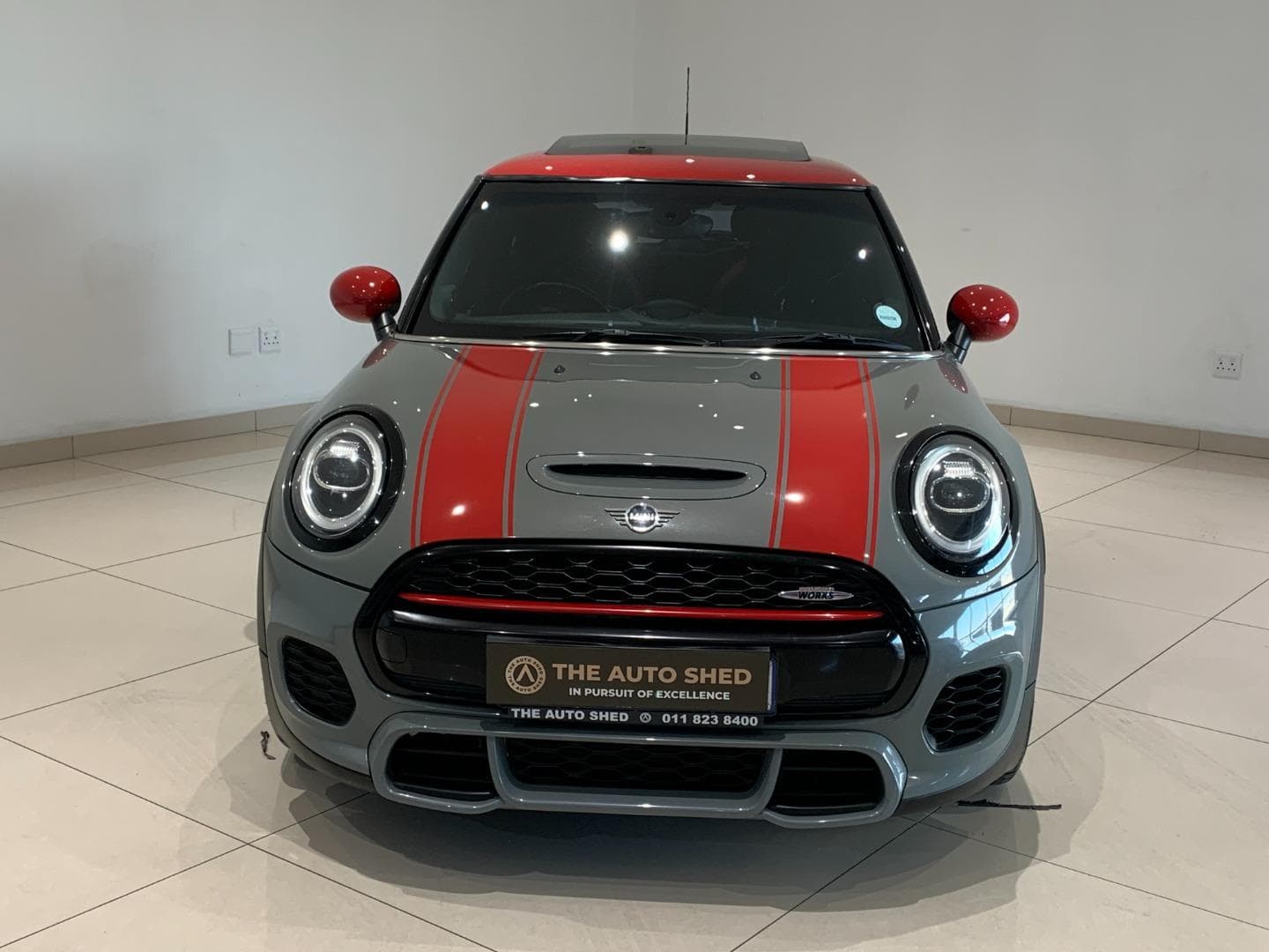 MINI Hatch - Image 2