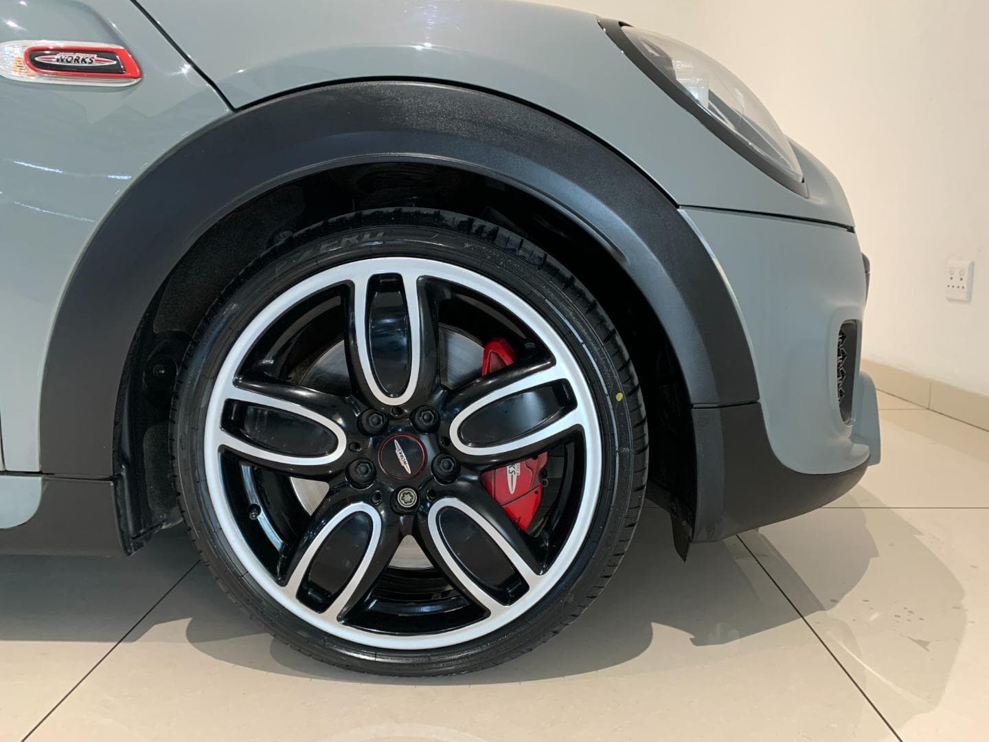 MINI Hatch - Image 6